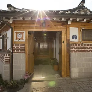 Guest house Bukchonae **